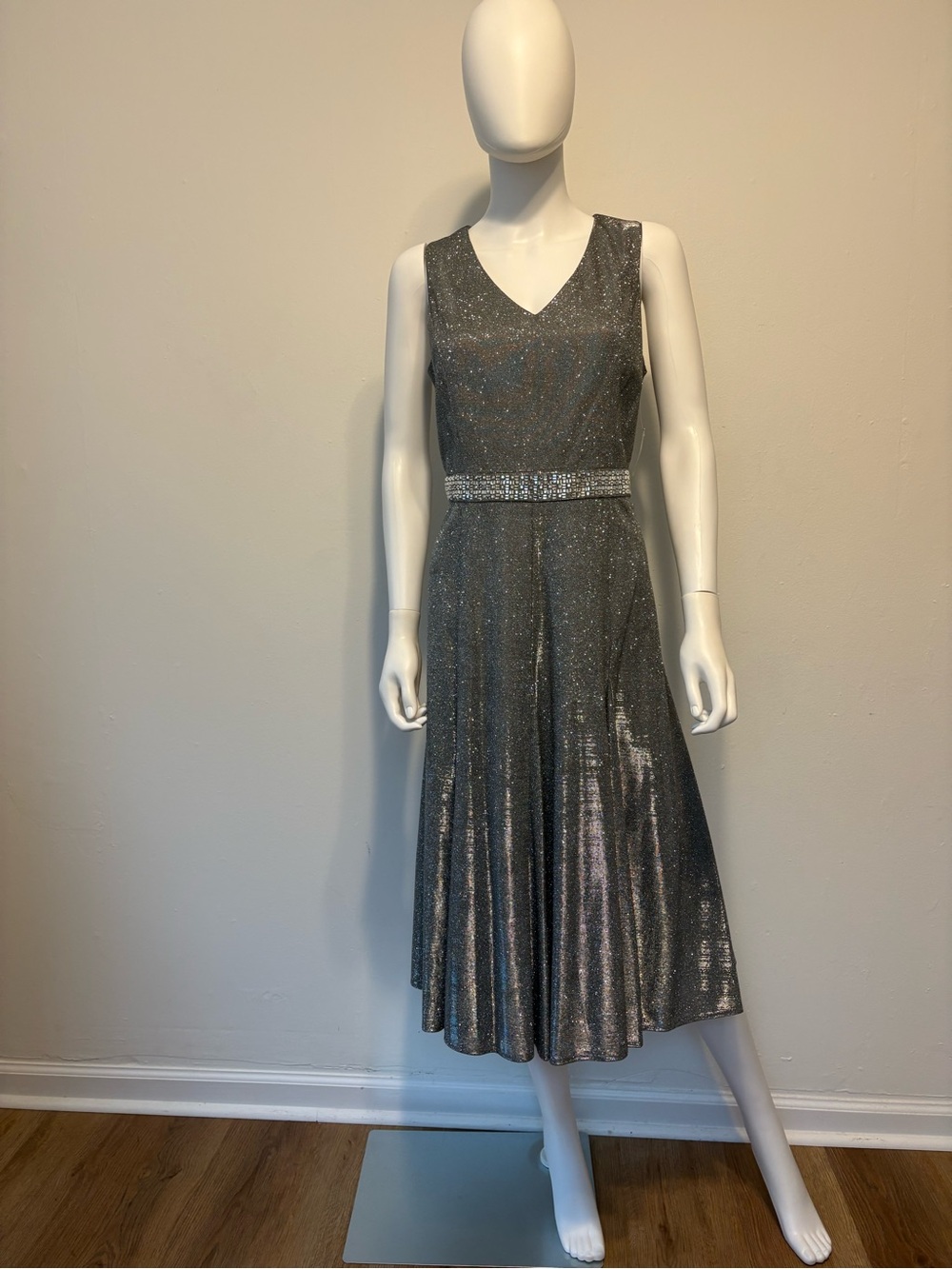 R&M Richards Silver Sparkle V-Neck Midi Dress